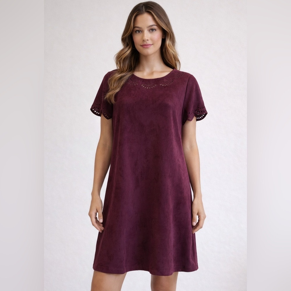 Skies Are Blue Plum Suede-Feel Laser Cut Shift Dress – Size Small